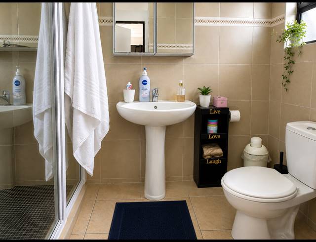 3 BEDROOM HOUSE TO LET IN PALM LAKES ESTATE